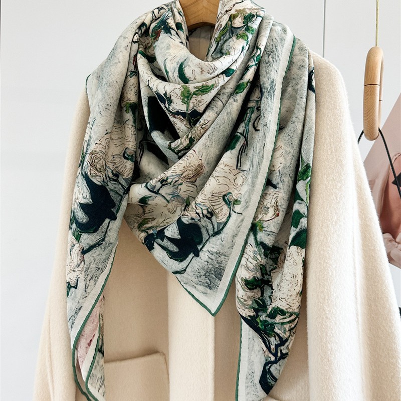 Sciarpa di Lusso 135x135cm in  - Shawl Wrap Winter recensione e prezzo