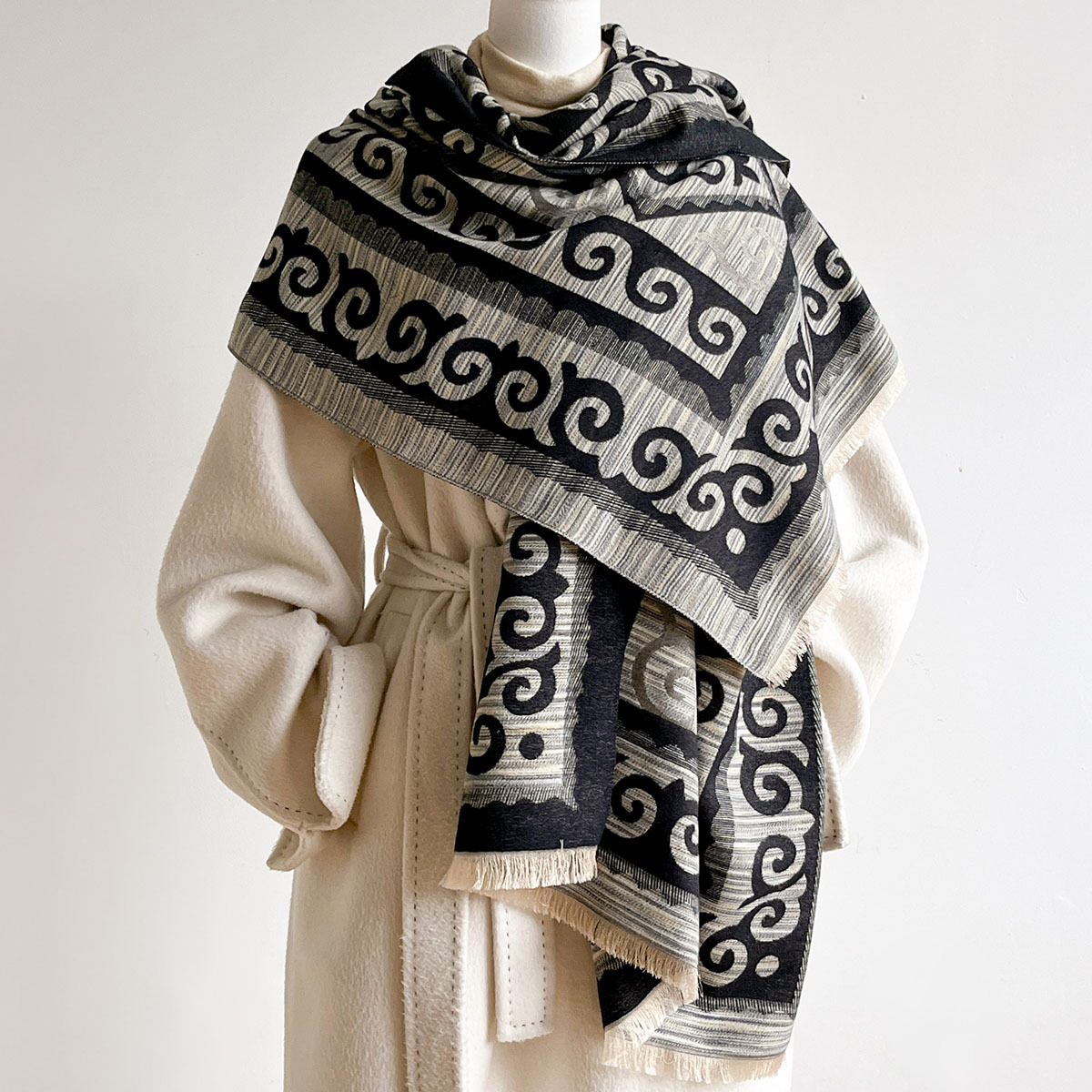 Sciarpa in finta cashmere da d - Cashmere Pashmina Wrap recensione e prezzo